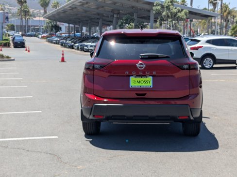 New 2025 Nissan Rogue S image 6