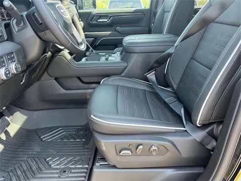 New 2025 GMC Sierra 2500 AT4X w/ AT4X AEV Edition image 18