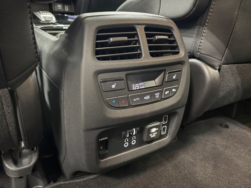 Used 2022 Honda Pilot Elite image 34