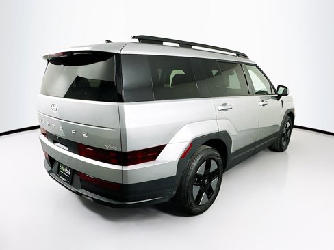 Used 2025 Hyundai Santa Fe SEL image 9