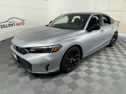 Used 2025 Honda Civic Sport image 2