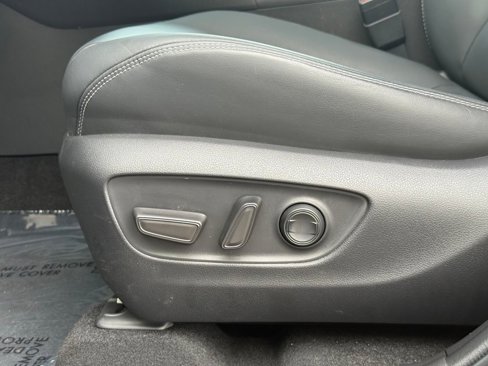 Used 2024 Toyota RAV4 XLE Premium image 24