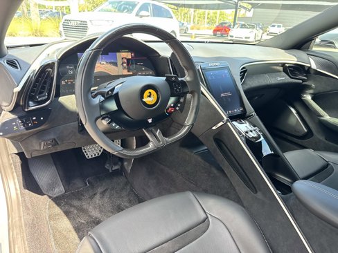 Used 2023 Ferrari Roma image 18