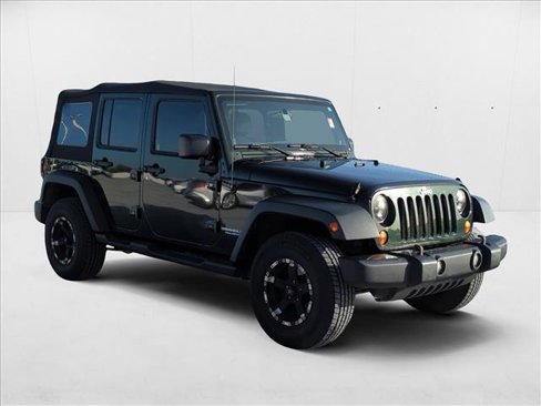 Used 2011 Jeep Wrangler Unlimited Sport image 3