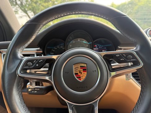 Used 2018 Porsche Macan S image 20