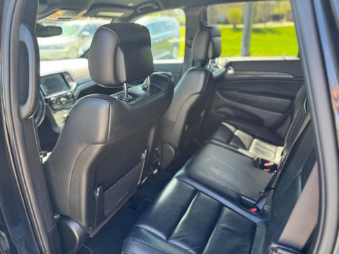 Used 2019 Jeep Grand Cherokee Limited image 11