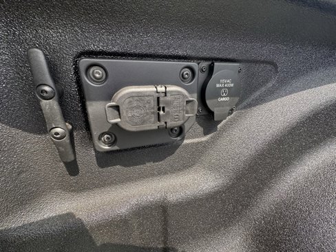 New 2025 RAM 2500 Laramie image 10