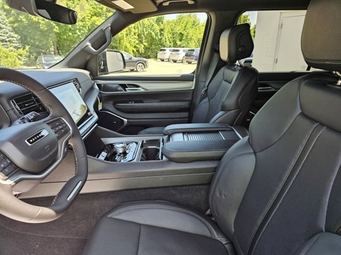 New 2025 Jeep Wagoneer Series II w/ Premium Group I image 29