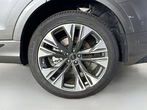 New 2025 Audi Q8 Premium Plus image 33