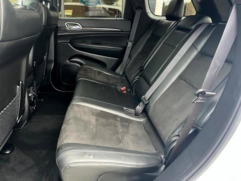 Used 2021 Jeep Grand Cherokee Laredo X image 20