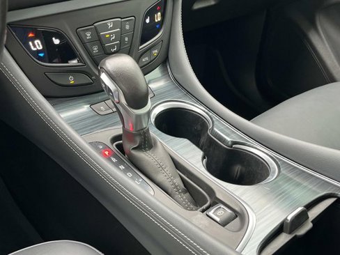 Used 2019 Buick Envision Essence image 34