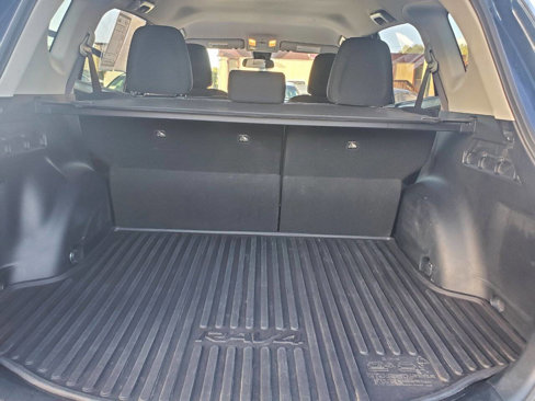 Used 2017 Toyota RAV4 LE image 11