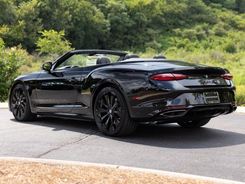New 2025 Bentley Continental GTC image 9