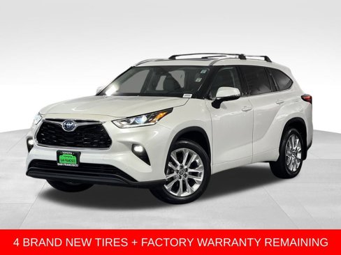 Used 2023 Toyota Highlander Limited image 1