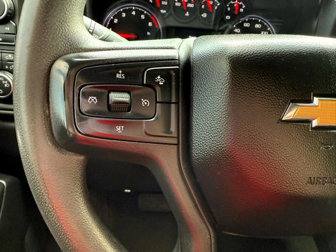 Used 2024 Chevrolet Silverado 2500 Custom w/ Custom Value Package image 21