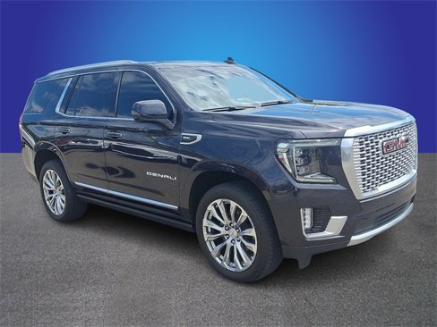 Used 2024 GMC Yukon Denali w/ Denali Reserve Package image 3