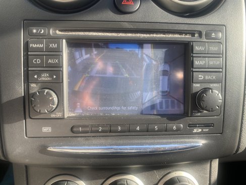 Used 2012 Nissan Rogue SL image 22