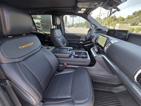 New 2025 Ford Expedition Tremor image 11