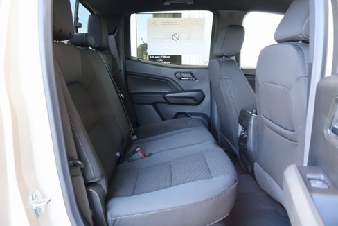New 2026 GMC Canyon Elevation w/ Convenience Package image 17