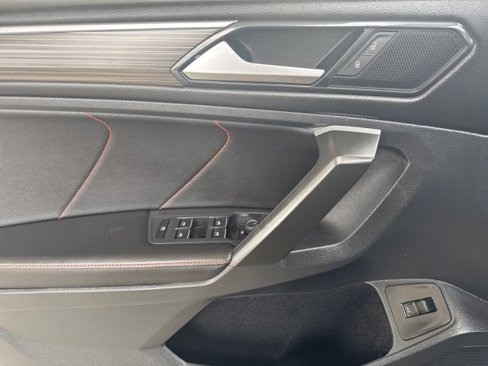Used 2024 Volkswagen Tiguan Wolfsburg Edition image 10