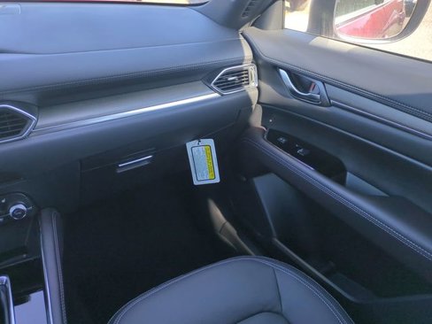 New 2025 MAZDA CX-5 Signature image 16