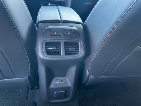 Used 2022 Buick Envision Avenir w/ Technology Package II image 19