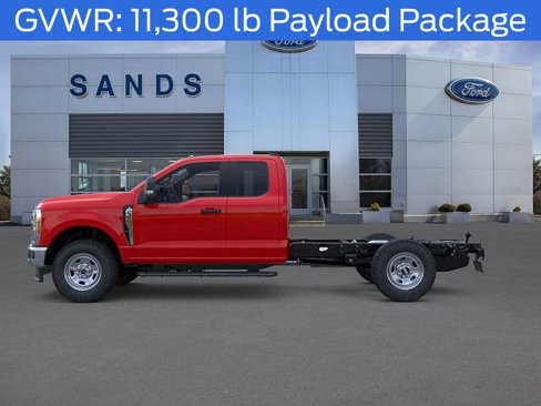 New 2025 Ford F350 XL w/ XL Chrome Package image 3