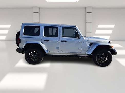 Certified 2024 Jeep Wrangler Unlimited Sahara image 6