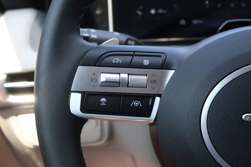 New 2025 Hyundai Tucson Limited image 21