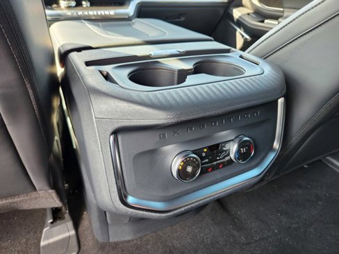New 2025 Ford Expedition Platinum image 22