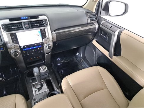 Used 2020 Toyota 4Runner Limited image 17