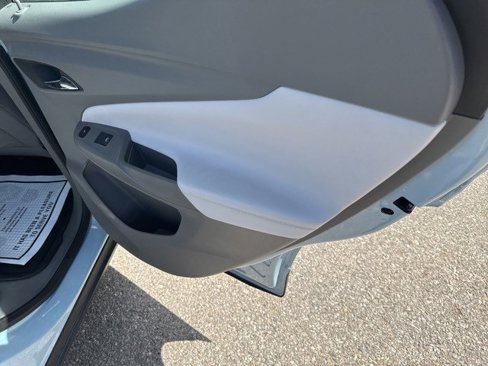 Used 2023 Chevrolet Bolt EUV Premier image 15