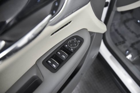 Used 2024 Cadillac XT6 Premium Luxury w/ LPO, Floor Liner Package image 10