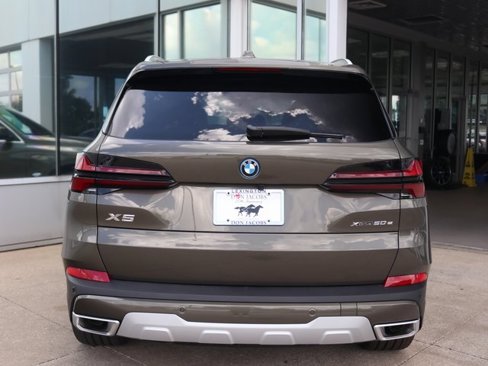 New 2026 BMW X5 xDrive50e image 30