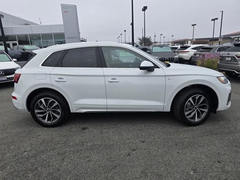 Certified 2025 Audi Q5 2.0T Premium Plus w/ Premium Plus Package image 40
