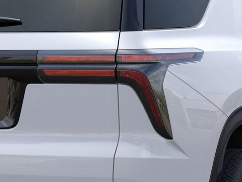 New 2025 Chevrolet Traverse LT w/ Driver Confidence Package image 12