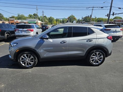 Certified 2023 Buick Encore GX Essence w/ Experience Buick Package image 4