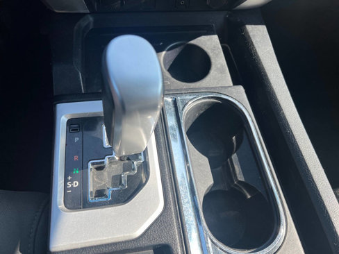 Used 2017 Toyota Tundra SR5 image 12