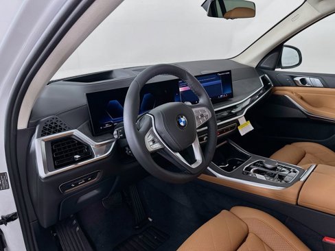 New 2026 BMW X7 xDrive40i image 13
