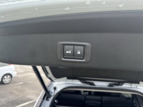 New 2025 Mitsubishi Outlander AWD image 35