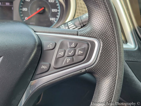 Used 2023 Chevrolet Malibu LT image 18