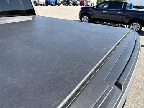 Used 2023 Chevrolet Silverado 1500 LT image 5