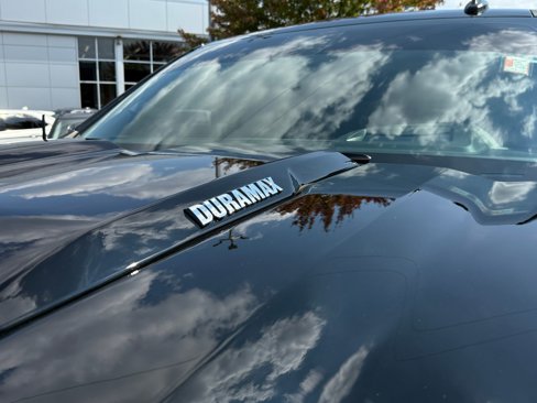 Used 2025 Chevrolet Silverado 1500 ZR2 w/ Technology Package image 6