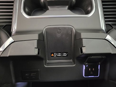New 2025 Chevrolet Silverado 3500 LTZ w/ LTZ Premium Package image 8