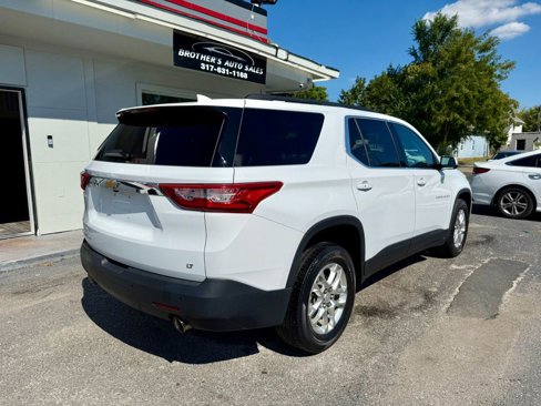Used 2020 Chevrolet Traverse LT w/ Driver Confidence II Package image 11