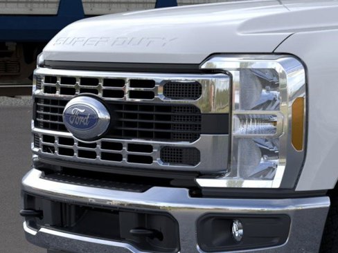 New 2025 Ford F250 XLT image 17