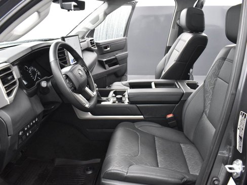 Used 2023 Toyota Tundra Limited image 11