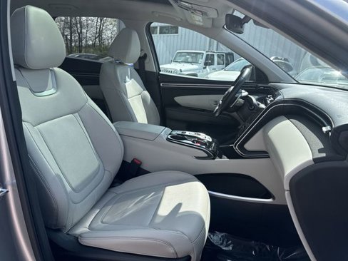 Used 2023 Hyundai Tucson Limited image 31
