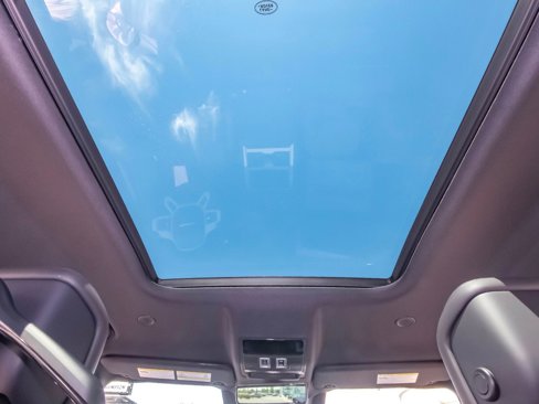 New 2025 Land Rover Defender 110 S image 51