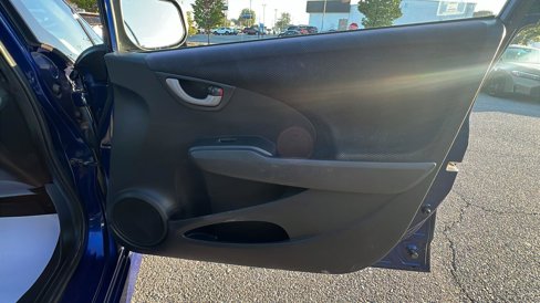 Used 2011 Honda Fit Sport image 12